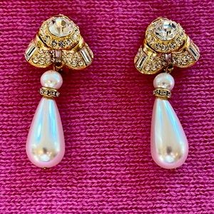 Vintage DeLizza & Elster Rhinestone and Pearl Dangle Earrings